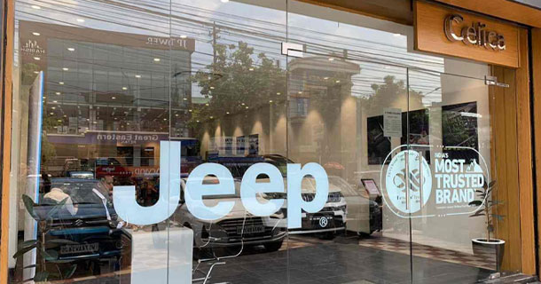 jeep-showroom
